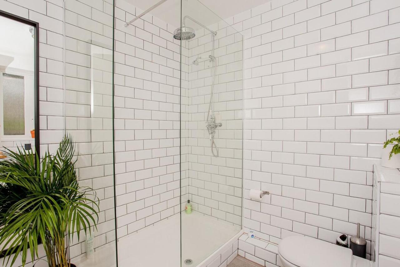 Modern Central 1Bd Flat In Clerkenwell - Sleeps 4! Londres Exterior foto